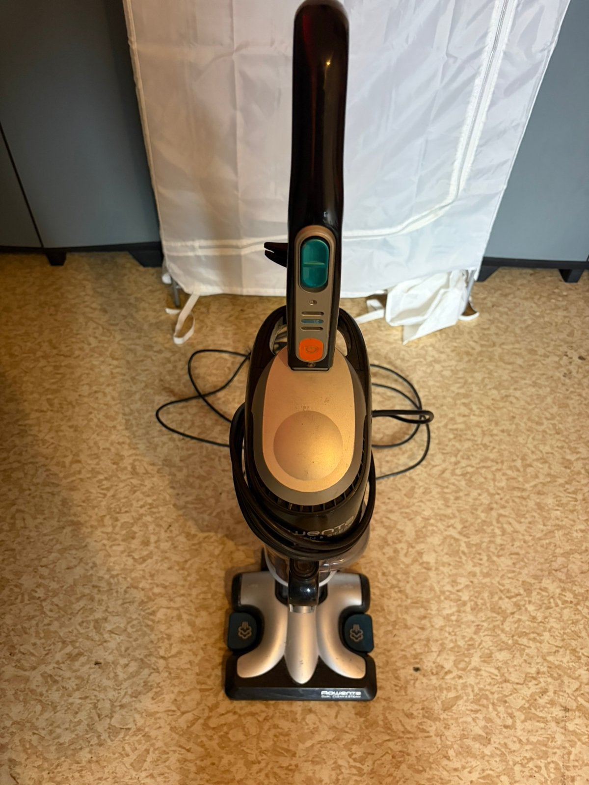 Rowenta Clean & Steam (2-in-1 stofzuiger), Electroménager, Enlèvement, Comme neuf