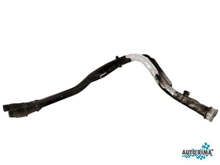 Tube de remplissage réservoir à essence d'un Volvo V70, Autos : Pièces & Accessoires, Systèmes à carburant, -, 3 mois de garantie