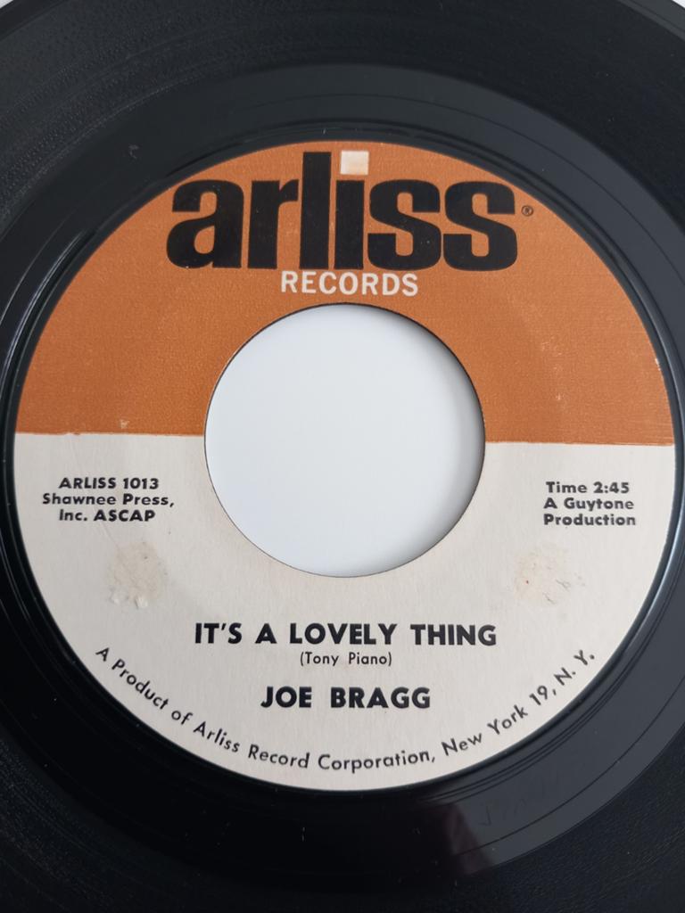 JOE BRAGG. IT'S A LONELY THING. POPCORN 1962 US 45T