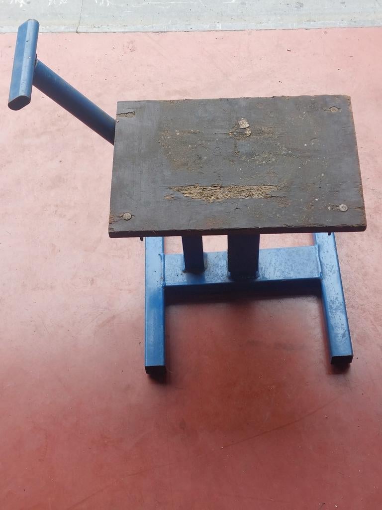 Lift crossmoto, Motoren, Ophalen