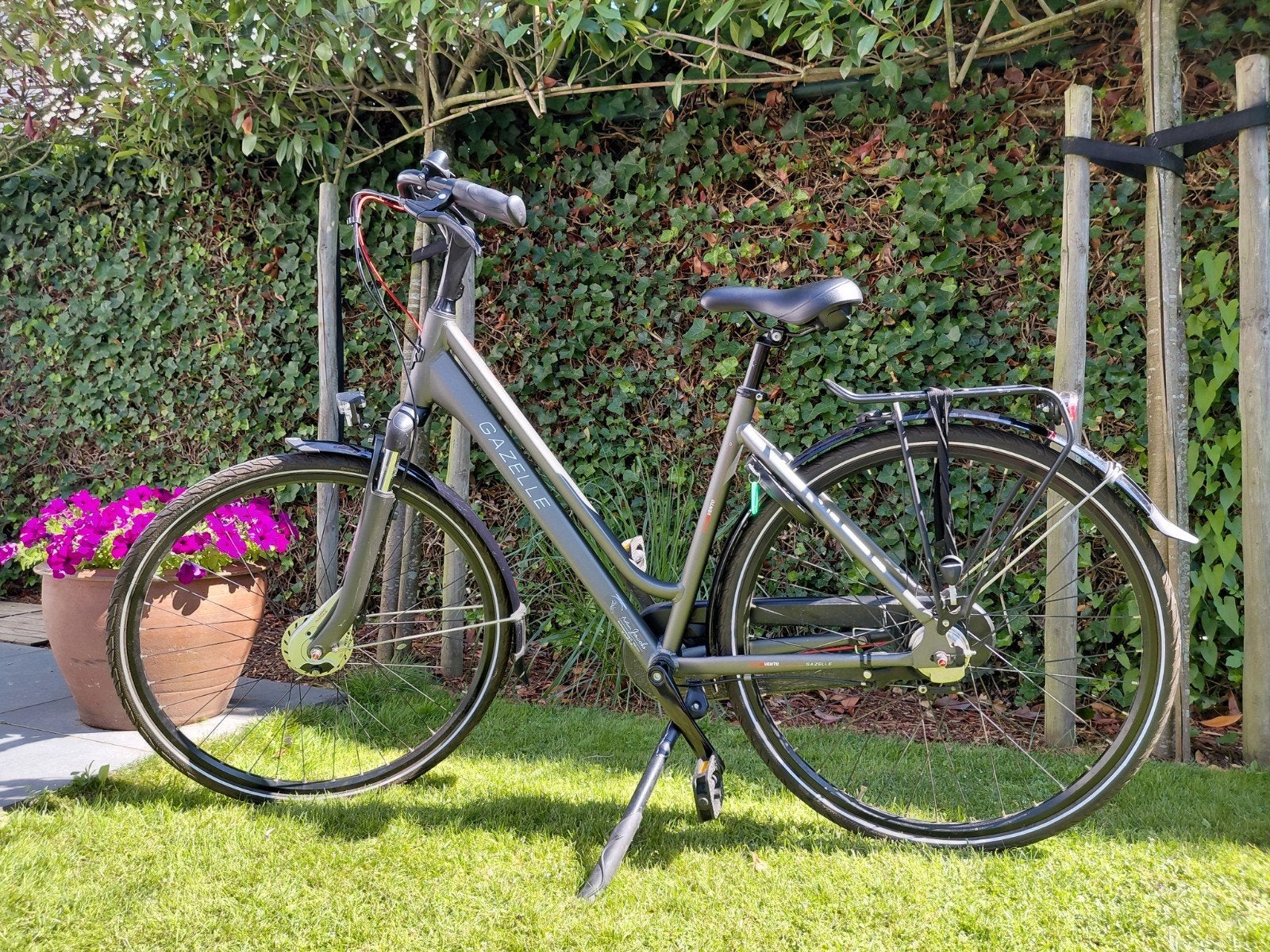 Prachtige damesfiets GAZELLE vento c7, Fietsen en Brommers, Ophalen, Zo goed als nieuw, Gazelle, Versnellingen