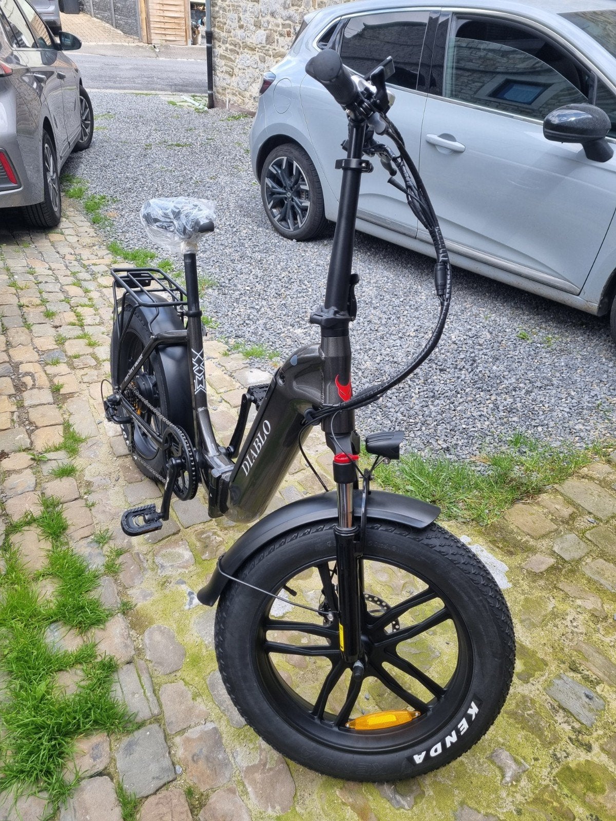 Nouveau .........