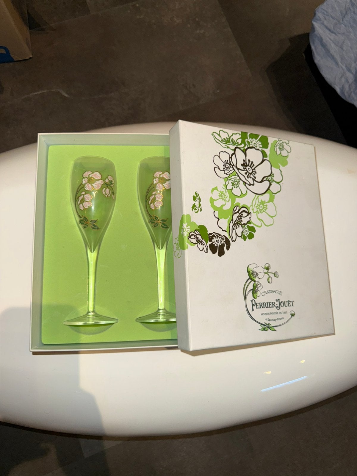 Perrier-Jouët Belle Époque champagneglazen – originele doos, Ophalen