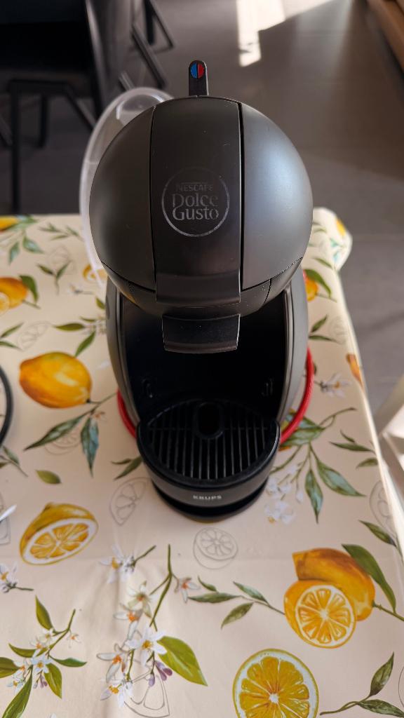 Dolce Gusto Piccolo XS – Krups |, Electroménager, Réservoir d'eau amovible, Dosettes et capsules de café, Utilisé, Enlèvement