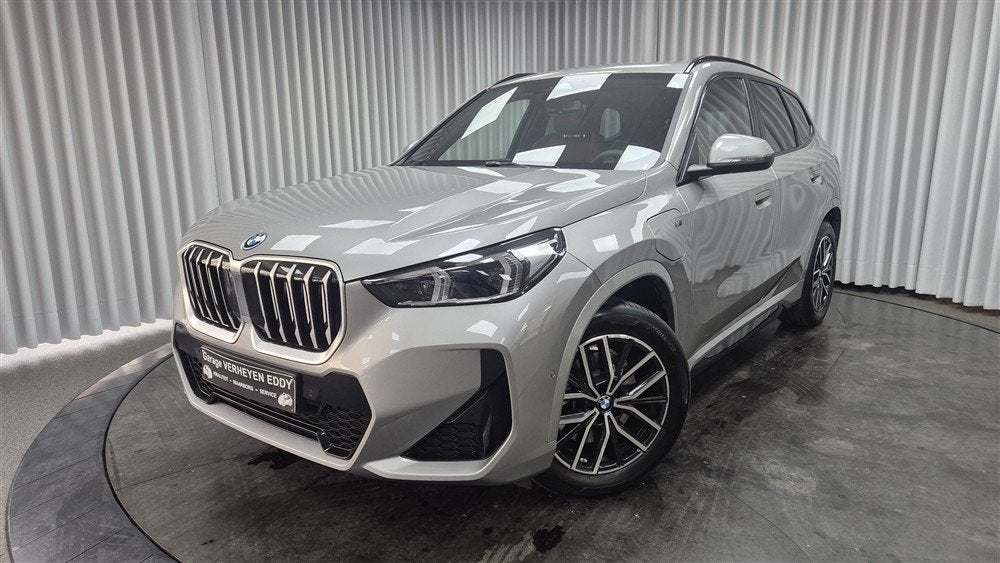 BMW X1 25 e xDrive M Sport (année de construction 2026), Autos, Argent ou Gris, Achat, Euro 6, Entreprise