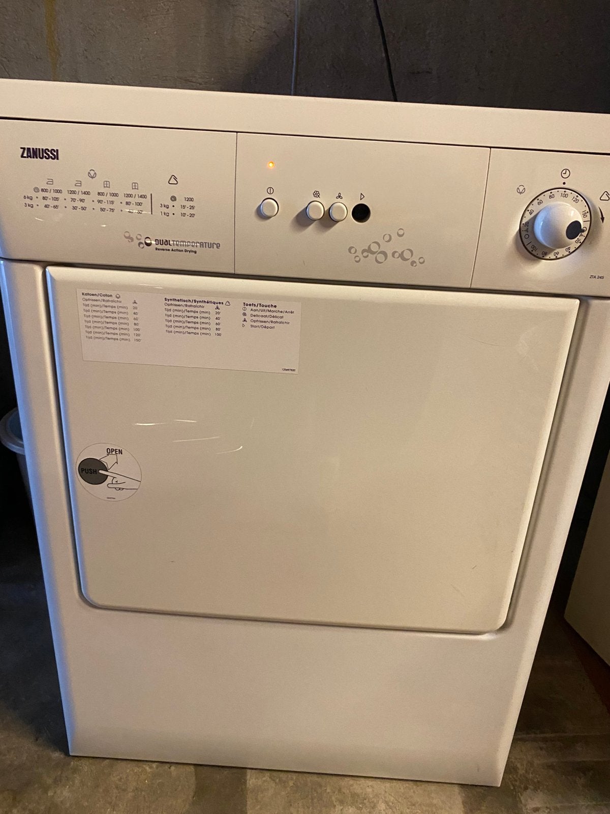Perfect werkende droogkast Zanussi, Elektronische apparatuur, Ophalen, Zo goed als nieuw