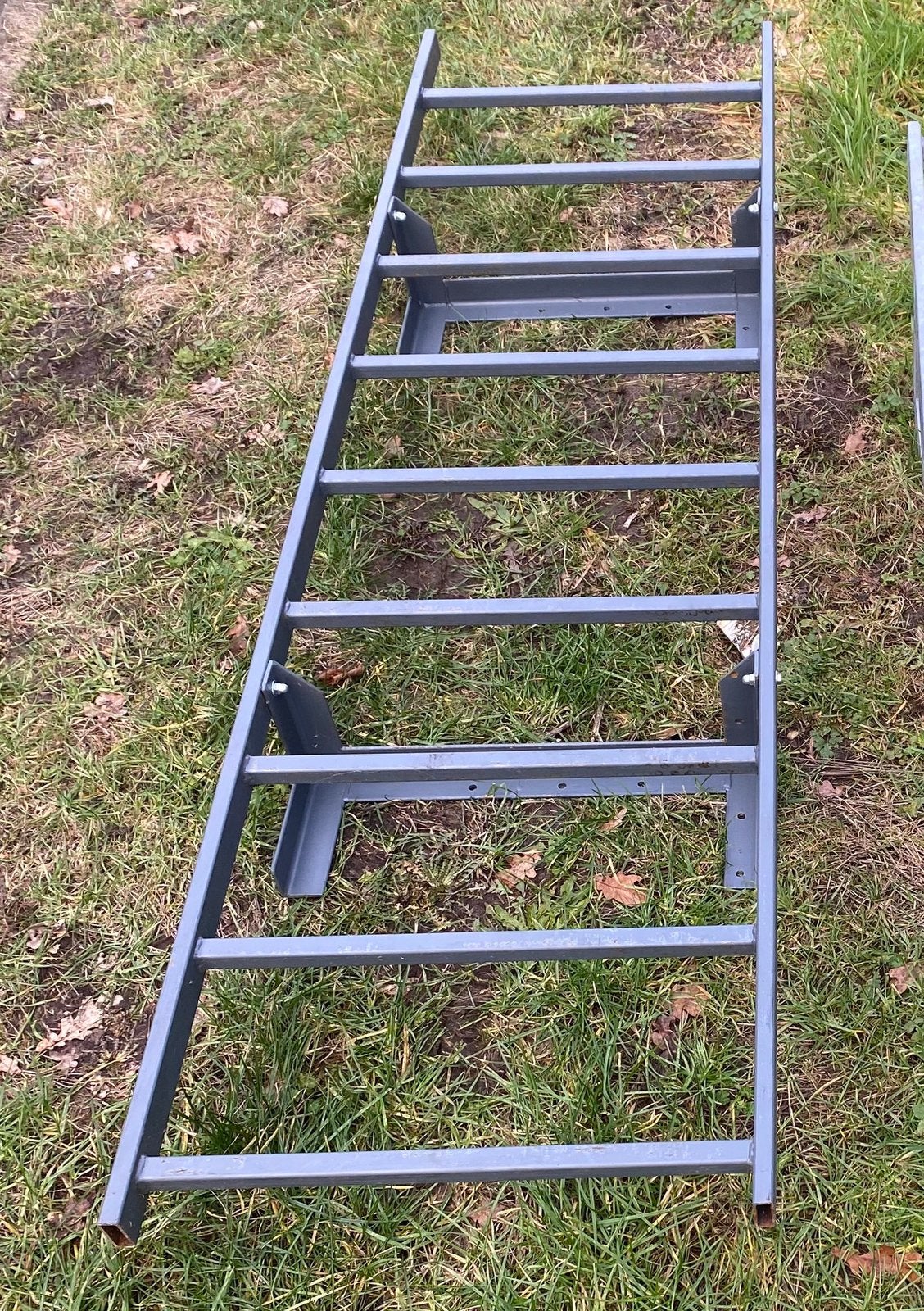 gelakte ladder en oude metalen ladder, Ophalen, Gebruikt, IJzer
