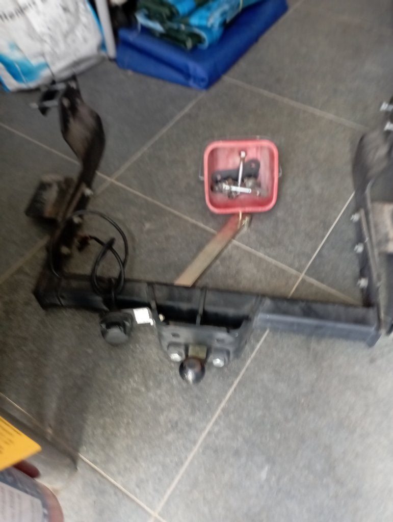 attache remorque, Enlèvement, Utilisé
