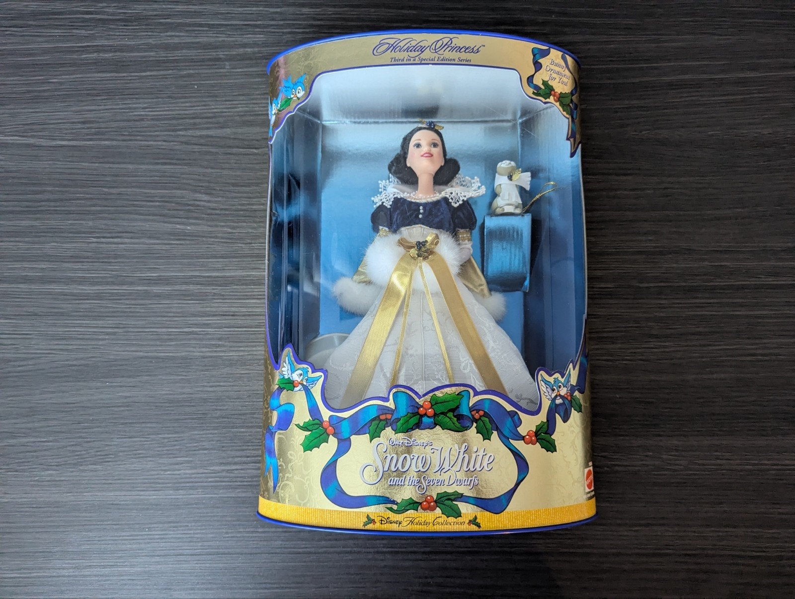 Holiday Snow White Barbie Doll NRFB, Verzamelen, Ophalen of Verzenden, Nieuw, Pop