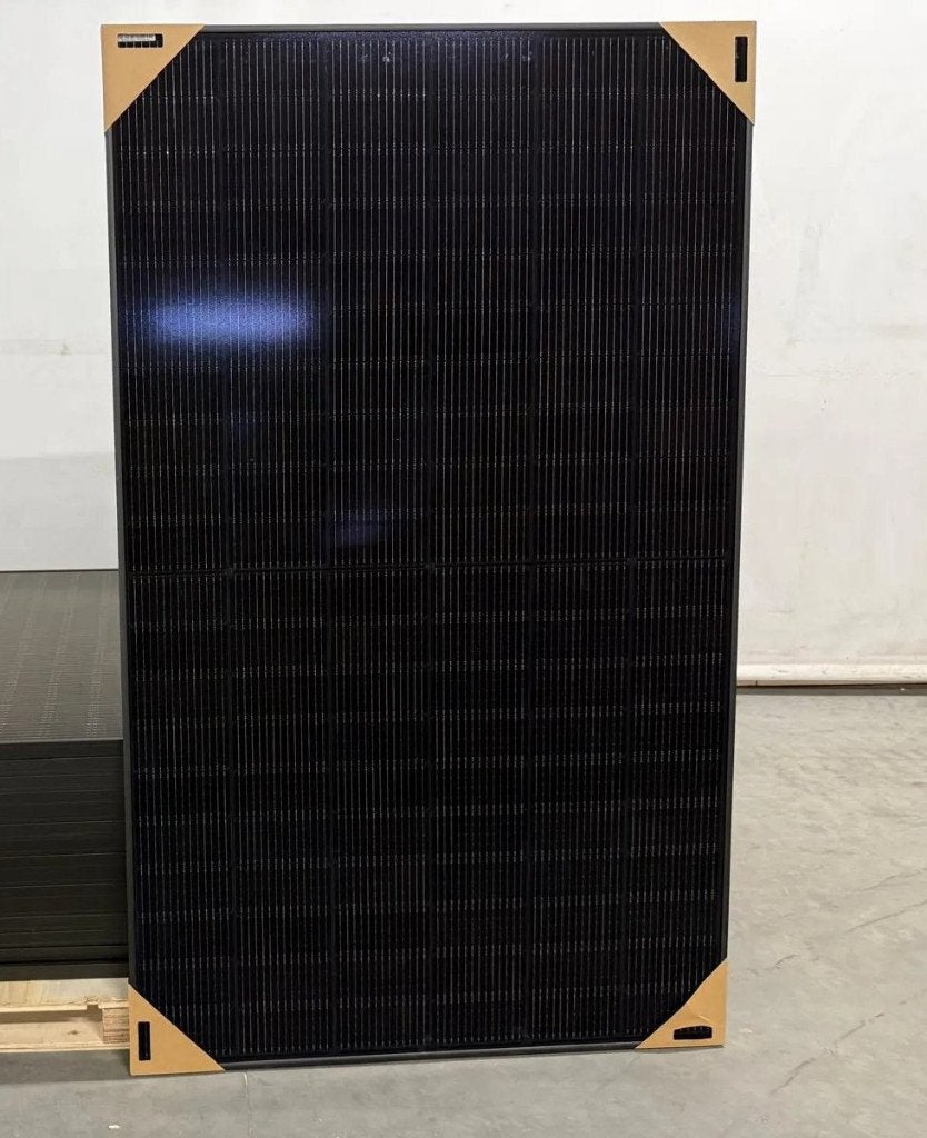 Zonnepanelen Jinko 370Wp (4 stuks), Doe-het-zelf en Bouw, Zonnepanelen en Toebehoren, Ophalen, Nieuw, Paneel, 200 wattpiek of meer