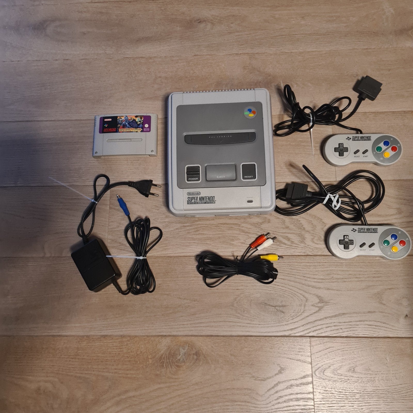 Nintendo Snes met spel., Ophalen of Verzenden, Zo goed als nieuw, Met 2 controllers, Met games