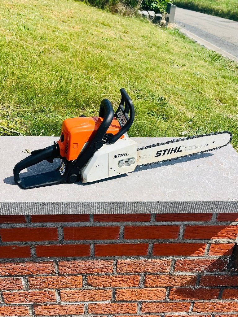 Tronçonneuse STIHL MS180, Bricolage & Construction, Outillage | Scies mécaniques, Comme neuf, Tronçonneuse, Moins de 600 watts