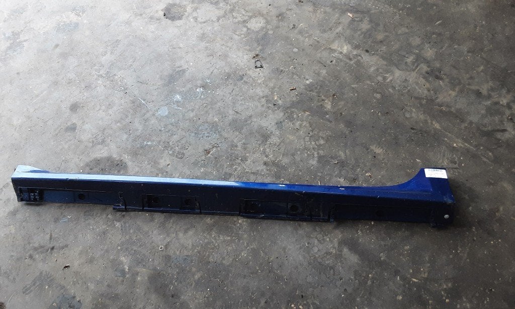GARNITURE SEUIL DE PORTE Toyota Yaris IV (P21 / PA1 / PH1), Mevr. I. Hauben, Toyota, Utilisé, Rue de l'Espoir 34 34
4030  GRIVEGNÉE, BE