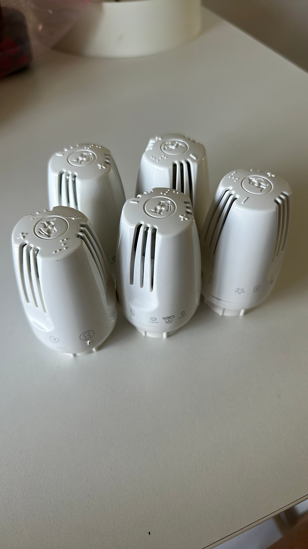 Thermostaatknop/radiatorknop 5 stuks, Ophalen, Zo goed als nieuw
