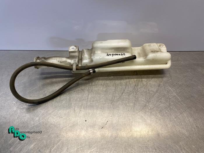 Expansievat van een Mitsubishi Colt (Colt 08-), Gebruikt, -, -, Ophalen of Verzenden