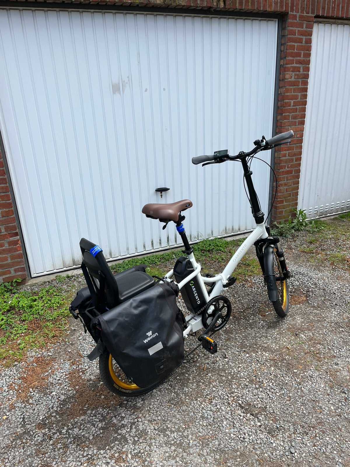 E fiets 25km/uur, Fietsen en Brommers, Ophalen of Verzenden, Zo goed als nieuw