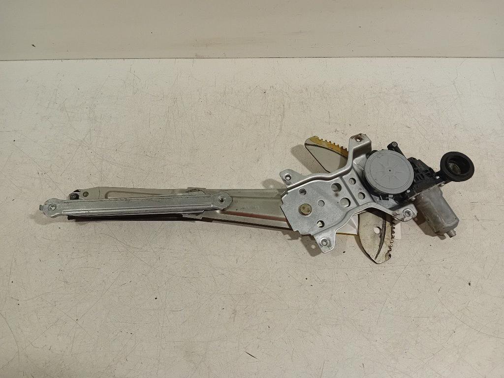 Raammechaniek elektrisch rechts voor Suzuki Swift, Onderdelen@venauto.nl, Van der Ven Autorecycling B.V., Ettenseweg 76, 4706 PB Roosendaal, The Netherlands