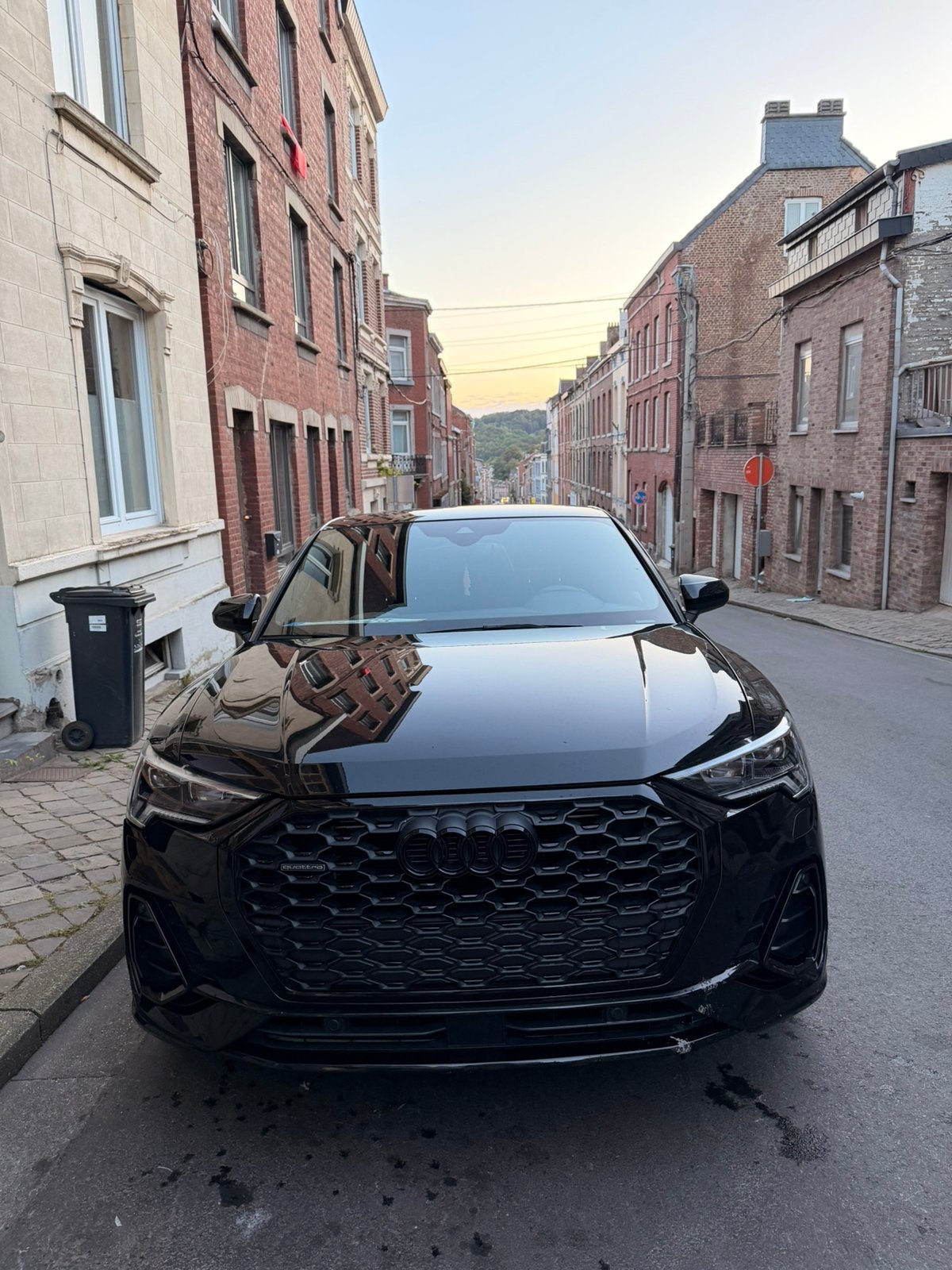 Audi Q3, Autos, Cuir et Alcantara, Achat, 169 kW, Carnet d'entretien