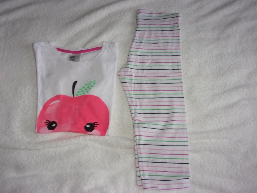 Mooie meisjes pyjama. Maat 134-140., Kinderen en Baby's, Kinderkleding | Maat 134, Zo goed als nieuw, Meisje, Nacht- of Onderkleding