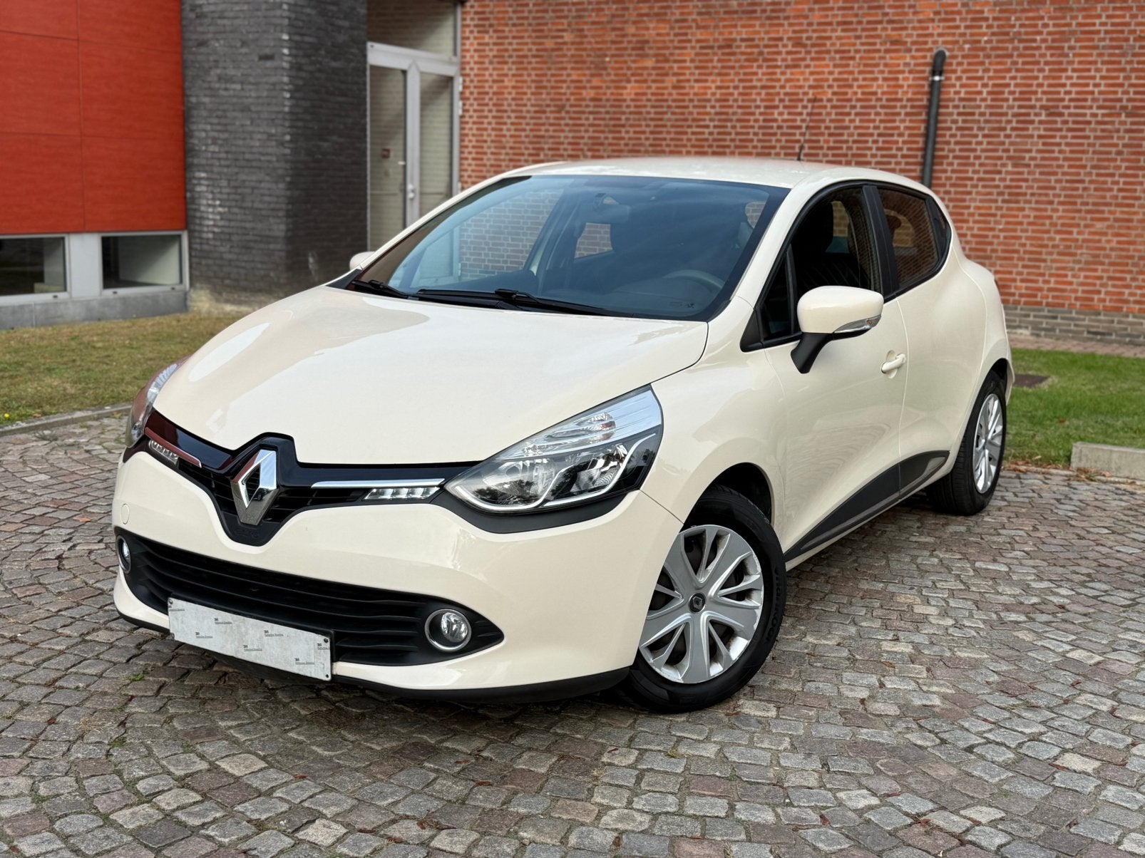 Renault Clio 0.9 TCe Année de construction 2016  163 000 km, Autos, Electronic Stability Program (ESP), Achat, Euro 6, 5 portes