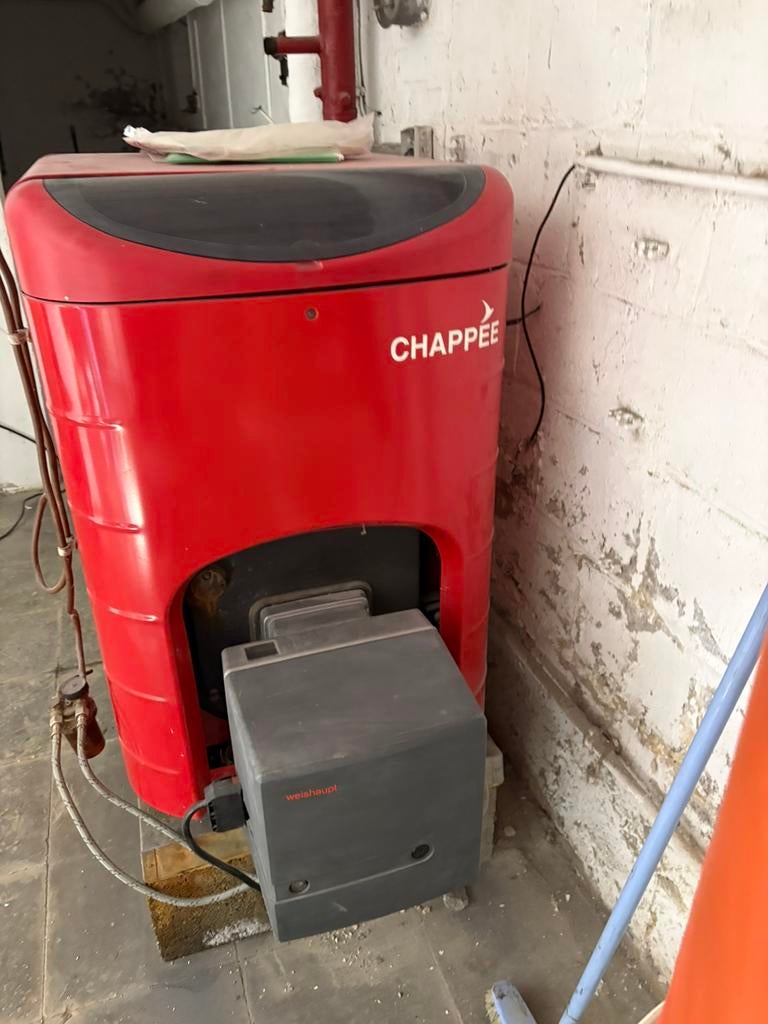 Oliegestookte ketel+warmwaterboiler, Ophalen, Zo goed als nieuw