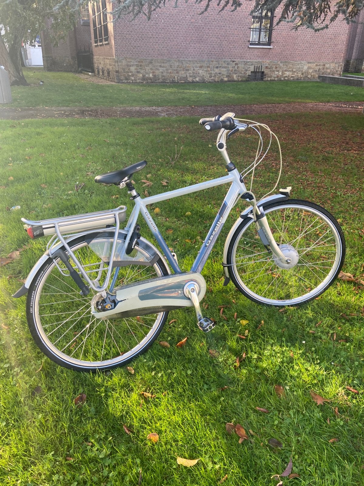 Elektrische herenfiets gazelle, Fietsen en Brommers, Ophalen of Verzenden, Zo goed als nieuw, Gazelle