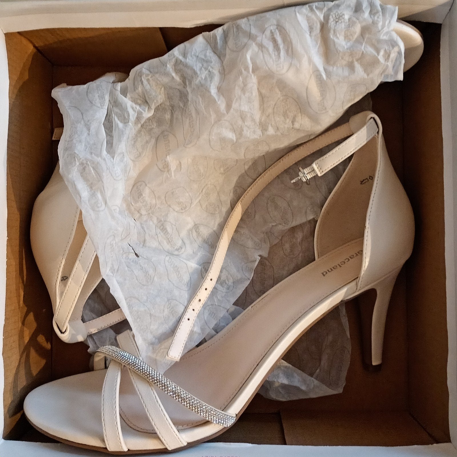 sexy sandaal maat 44 nieuw in de doos!, Kleding | Dames, Ophalen, Nieuw, Graceland, Wit