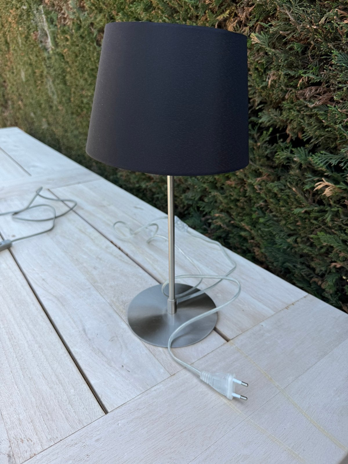 Moderne tafellamp met zwarte kap, Enlèvement, Comme neuf