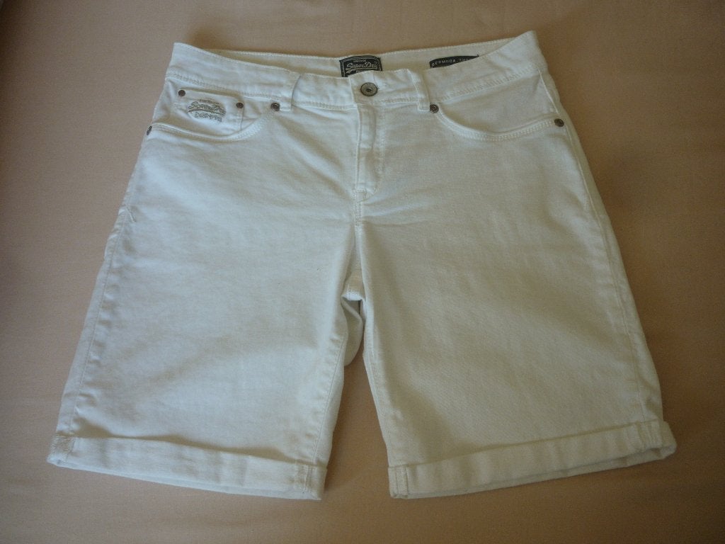Jeansshort Superdry, Superdry, Wit, Ophalen of Verzenden, Zo goed als nieuw