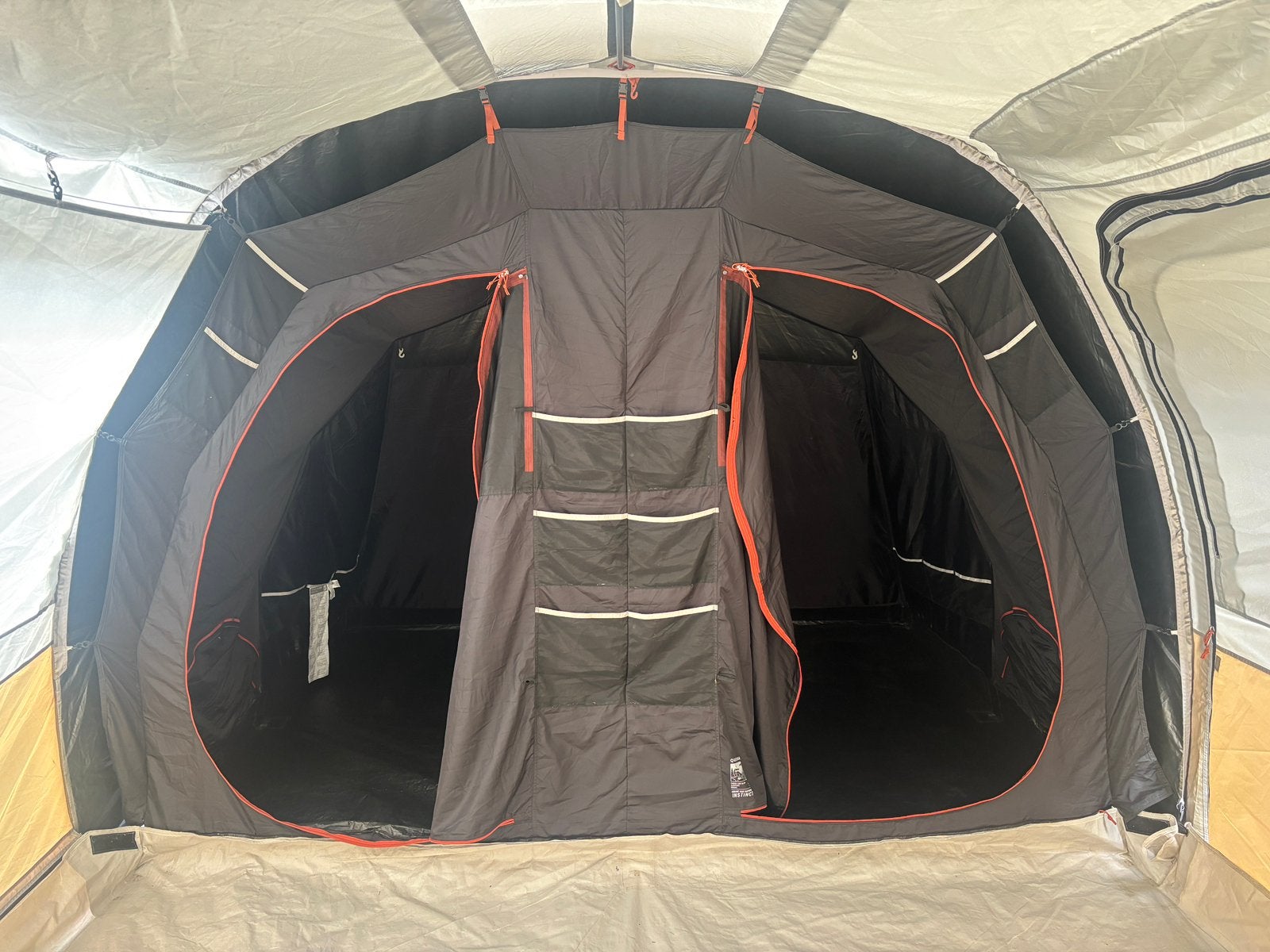 Opblaasbare tent, Ophalen, Zo goed als nieuw