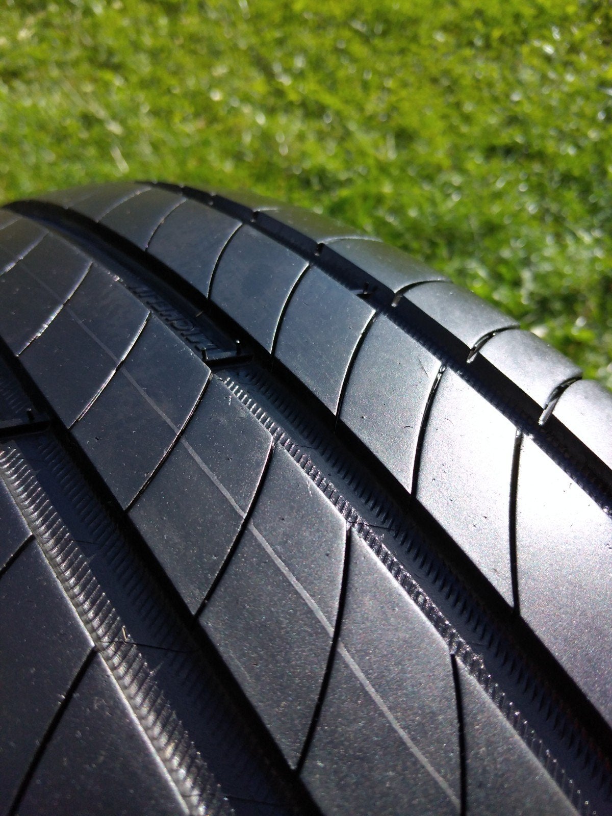 Deux Pneus Été MICHELIN PRIMACY 4 " 215/55 R17 - 94 V ", 215 mm, Véhicule de tourisme, Pneus été, Enlèvement