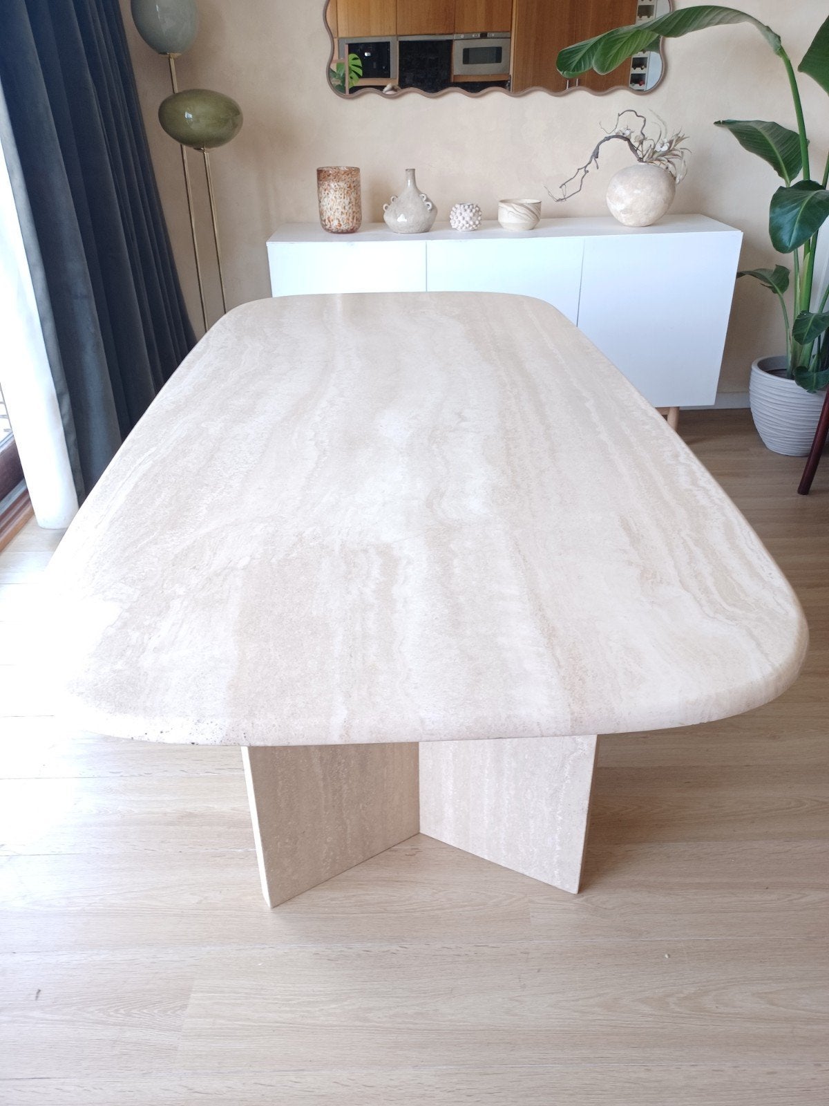 Prachtige traventijn eettafel 180x90x74, Huis en Inrichting, Stoffering | Vloerbedekking, Ophalen