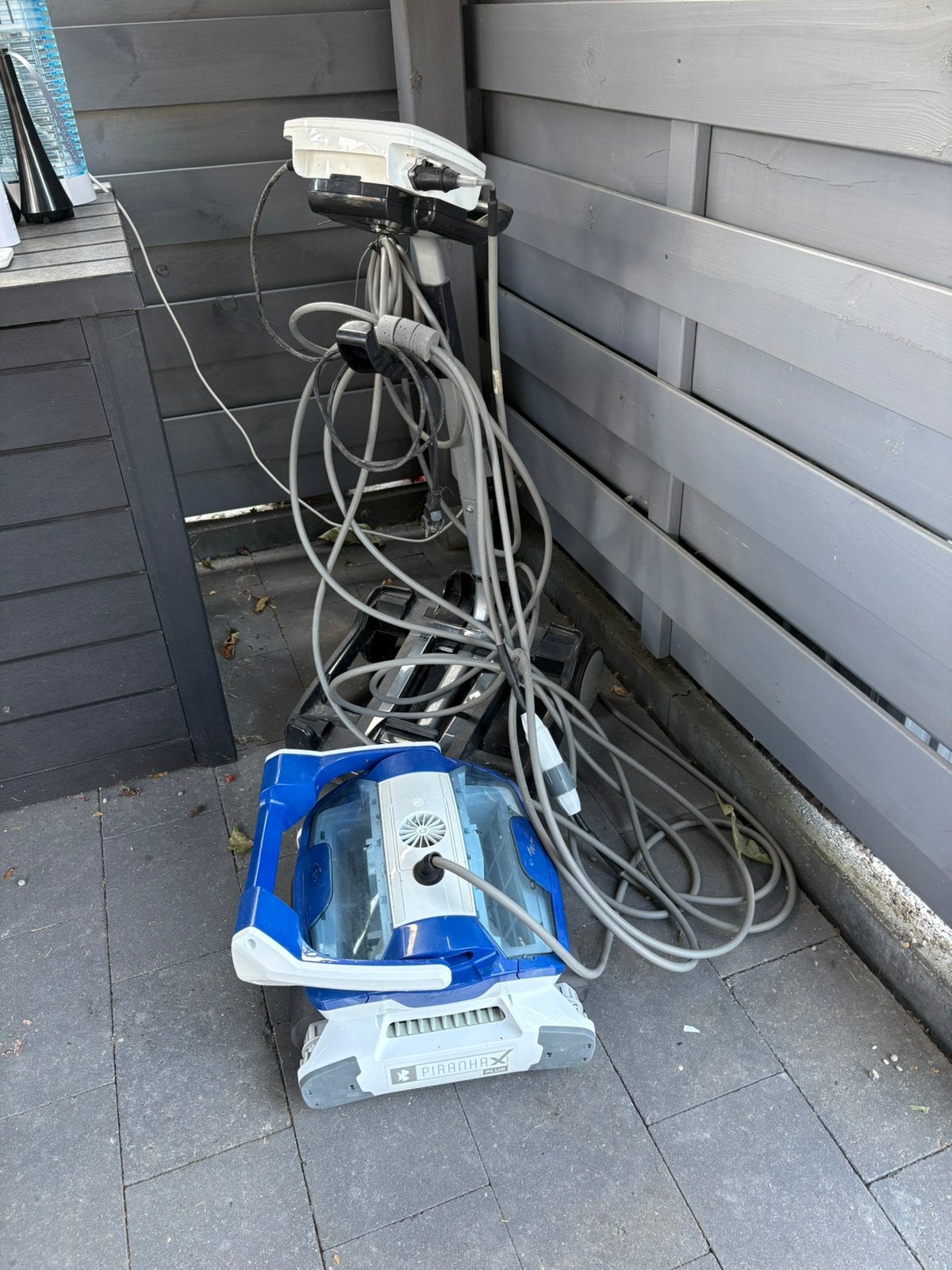 Zwembadrobot piranha x plus, Tuin en Terras, Ophalen, Gebruikt