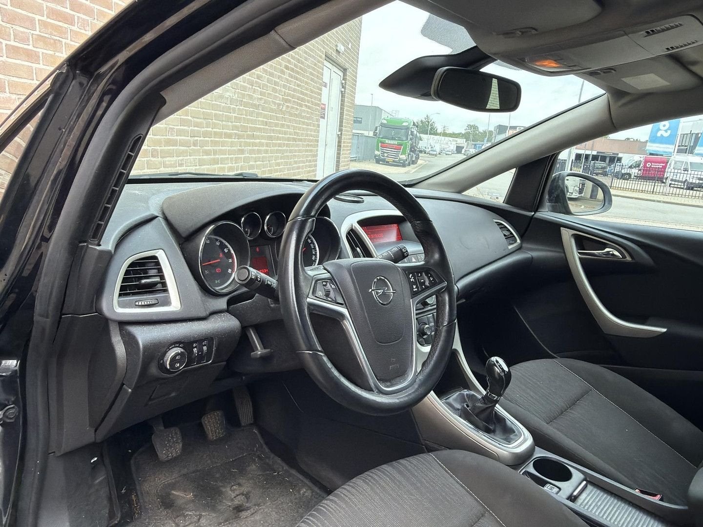Opel Astra Sports Tourer 1.4 Turbo Edition | Cruise | Airco, Auto's, 144 g/km, Zwart, Electronic Stability Program (ESP), Zwart