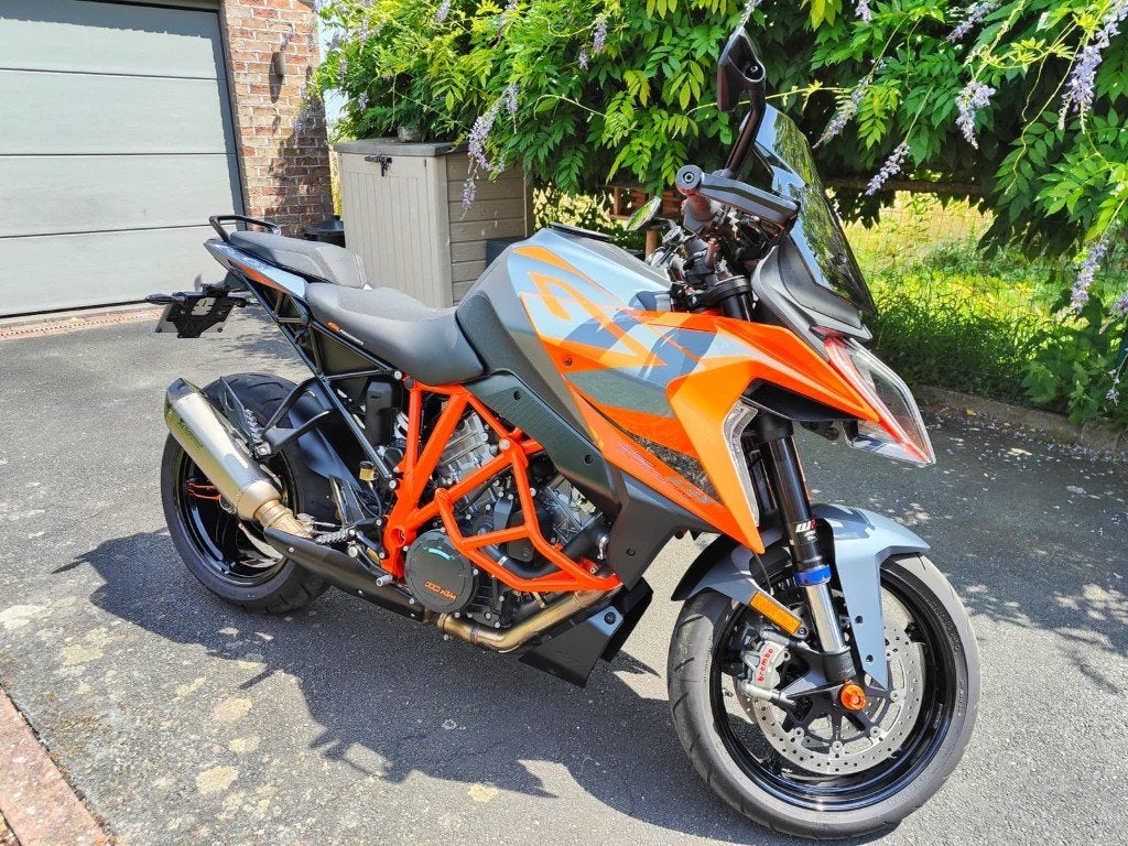 KTM - 1290 SUPER DUKE GT – Année 2023, Permis Moto A, Plus de 35 kW, 2 cylindres, Poignées chauffantes