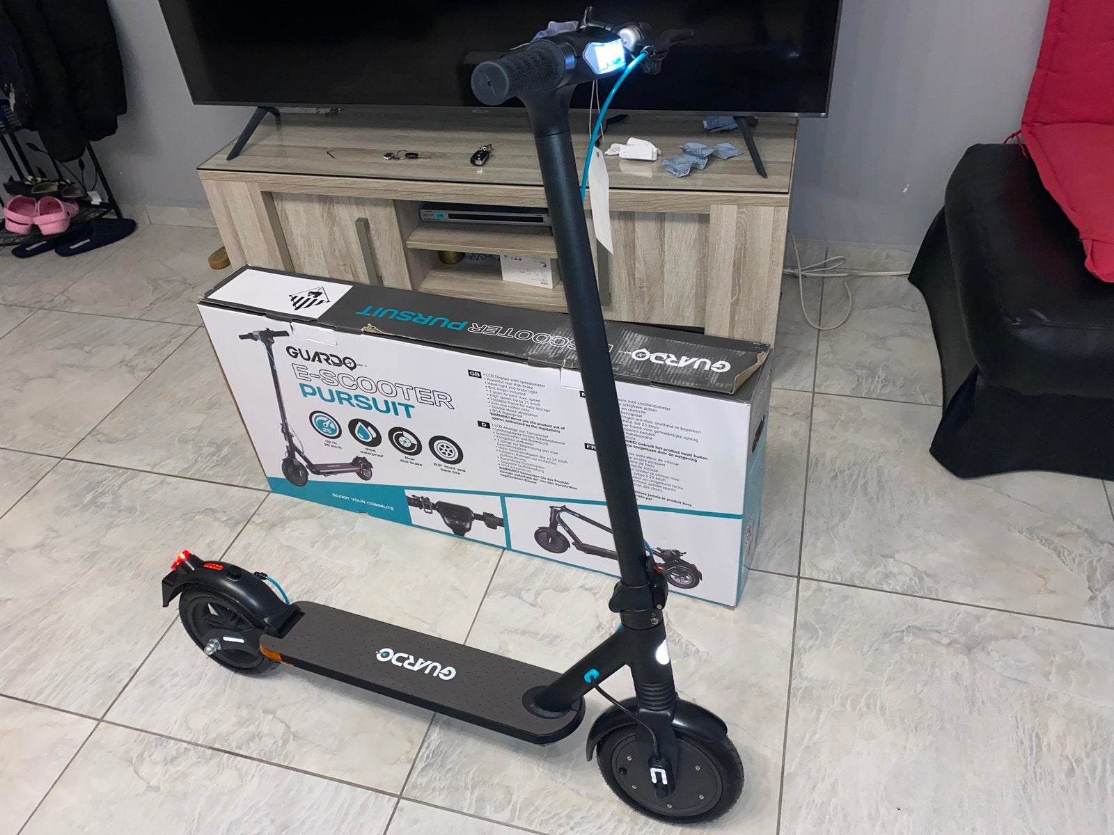 Guardo e-scooter pursuit, Enlèvement, Neuf, Step électrique (E-scooter)