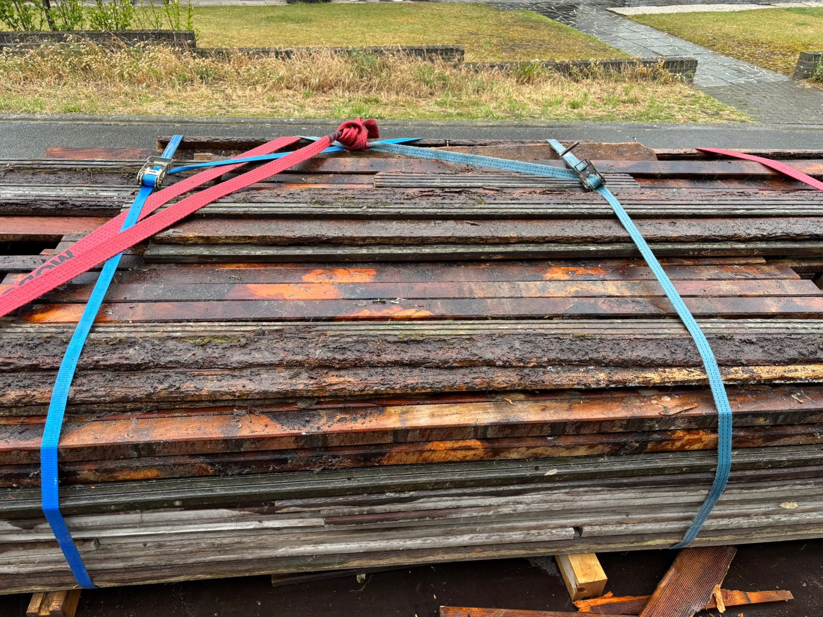 Brandhout, Tuin en Terras, Ophalen