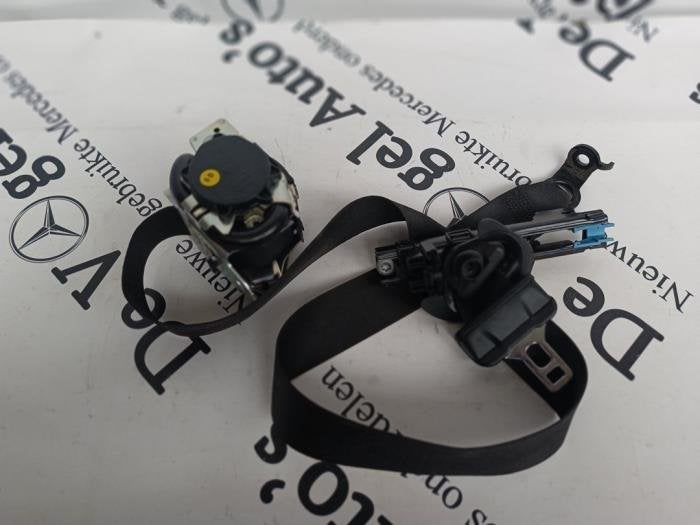 Tendeur de ceinture droit d'un Mercedes Vito, 3 mois de garantie, Utilisé, -, -