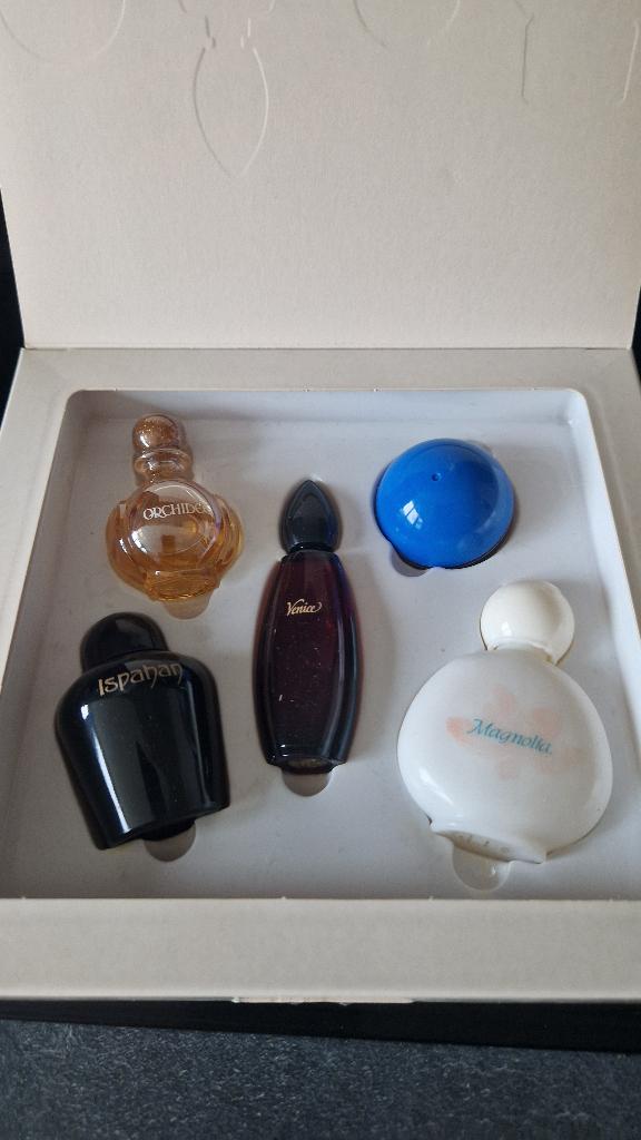 Vintage  giftset  Yves Rocher, Verzamelen, Ophalen of Verzenden, Nieuw, Miniatuur, Gevuld