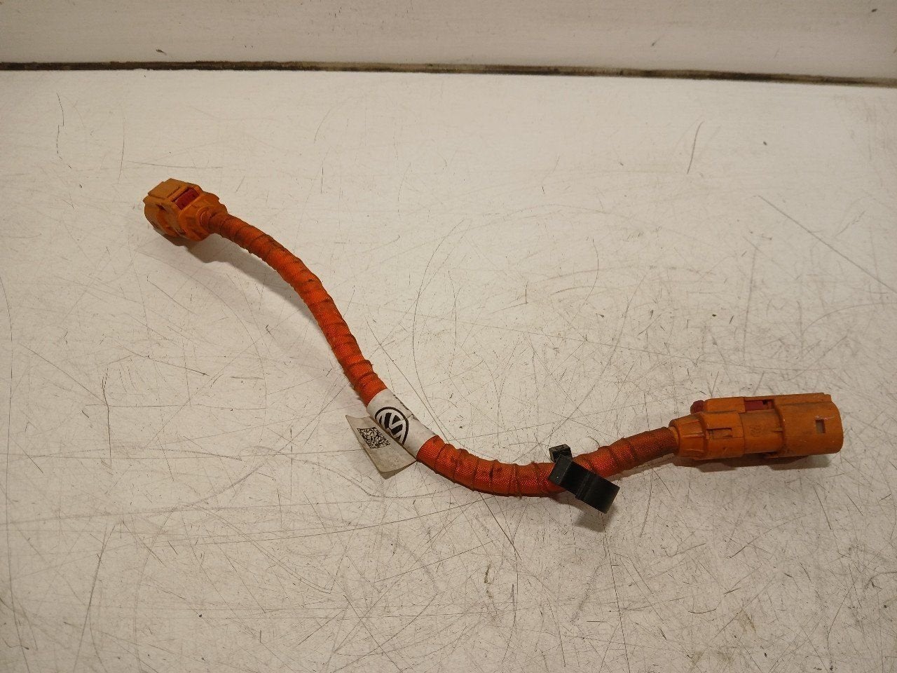 Kabel Volkswagen Passat, Onderdelen@venauto.nl, Van der Ven Autorecycling B.V., Ettenseweg 76, 4706 PB Roosendaal, The Netherlands