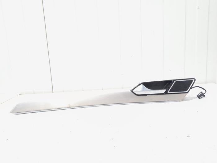 Poignée portière 4portes arrière gauche d'un Volkswagen P, Autos : Pièces & Accessoires, Volkswagen, -, 3 mois de garantie, Utilisé