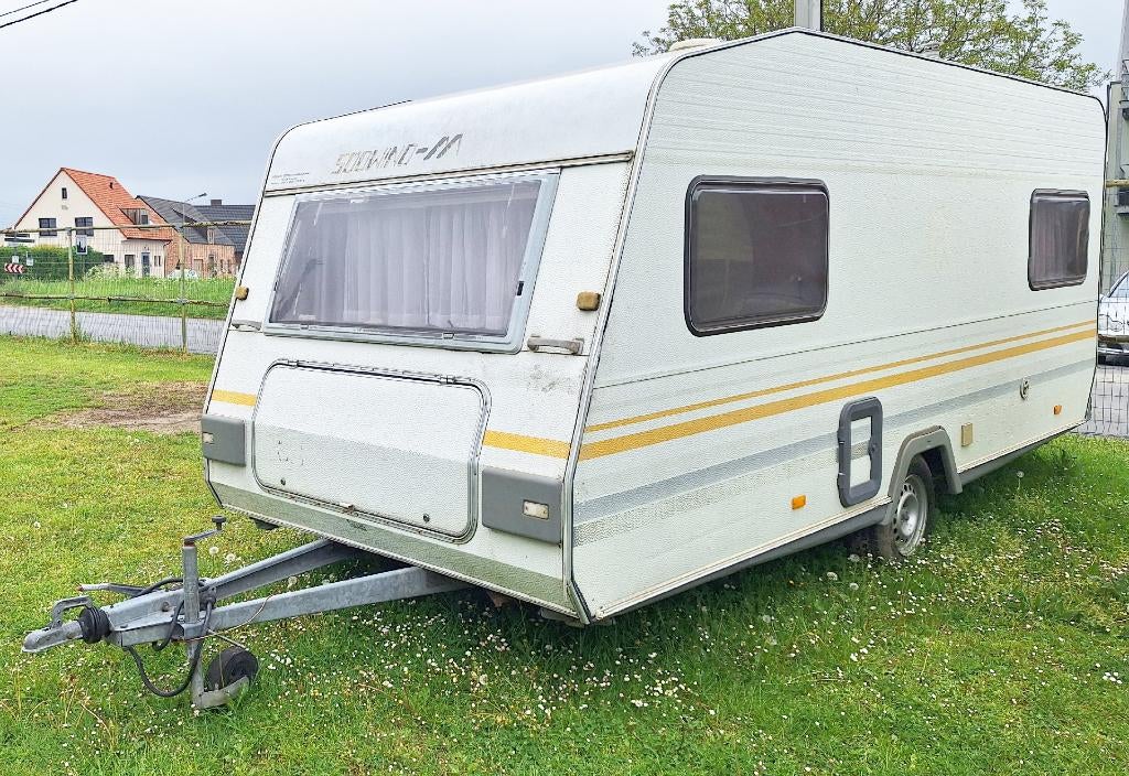 Tweedehands trekcaravan Knaus, Bedrijf, Tot en met 4, Knaus