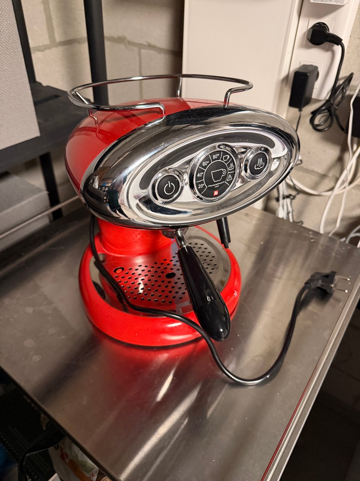 Illy Iperespresso machine retro, Elektronische apparatuur, Ophalen, Zo goed als nieuw, Koffiemachine