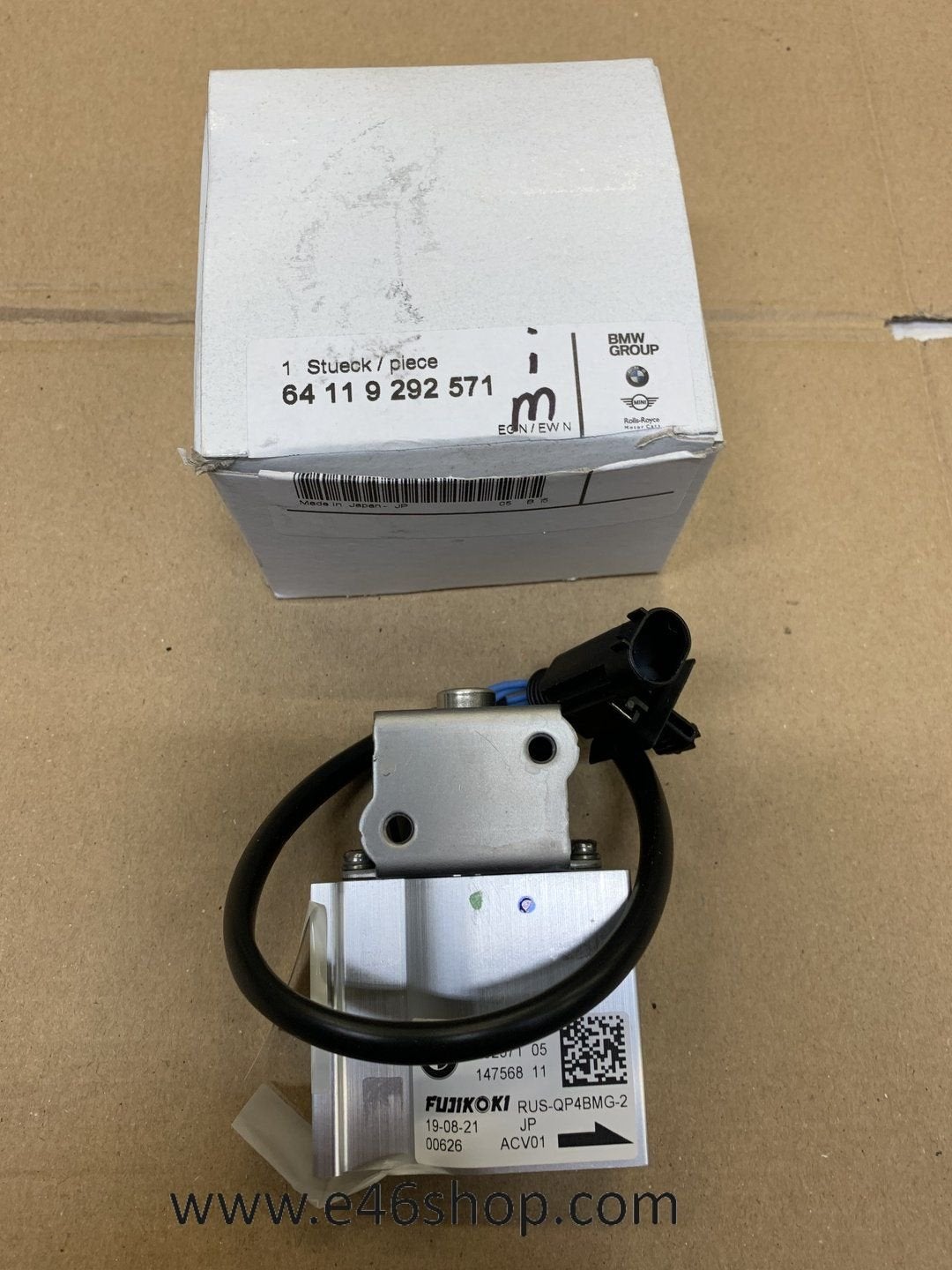 KOELVLOEISTOF AFLSUITKLEP BMW i3 X5 OE 64119292571 NIEUW, Neuf, -, -, Enlèvement ou Envoi