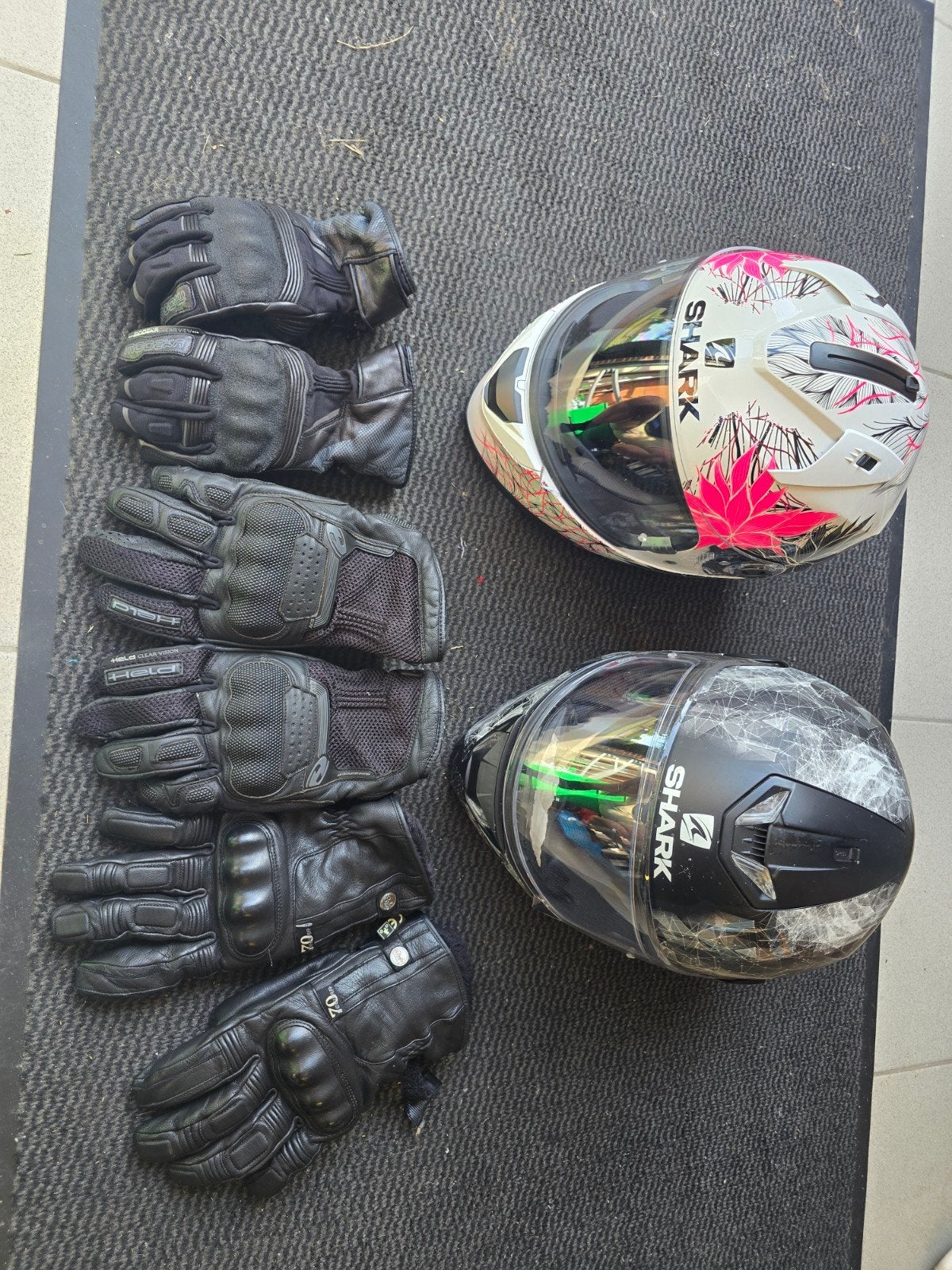 Shark Motorhelmen met Ingebouwd Zonnevizier & handschoenen., Motoren, Ophalen, XL, Shark