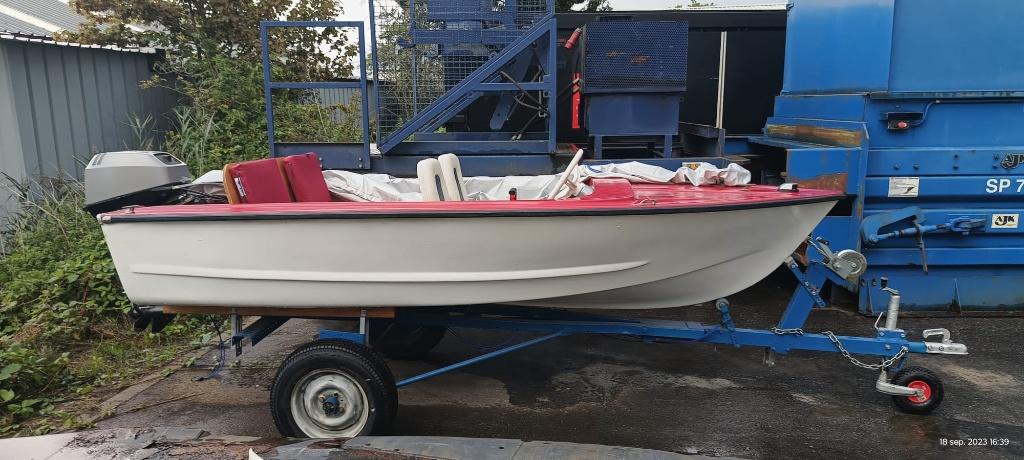 Bateau à moteur Ecofiber Floride de 12 pieds, Sports nautiques & Bateaux, Autres carburants, Utilisé, Polyester, Moins de 70 ch