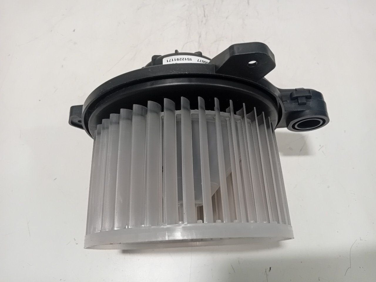 Kachel ventilator motor Opel Karl, Onderdelen@venauto.nl, Van der Ven Autorecycling B.V., Ettenseweg 76, 4706 PB Roosendaal, The Netherlands