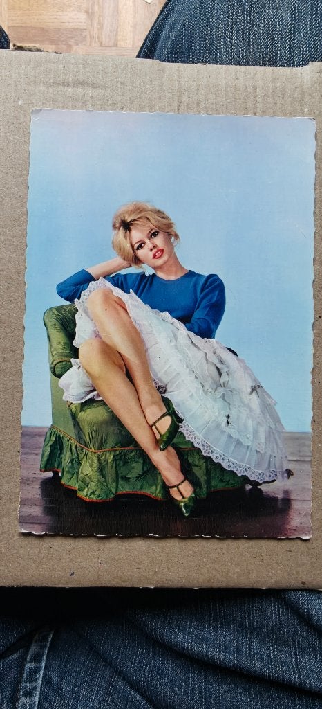Brigitte Bardot, Verzenden, Zo goed als nieuw, Foto of Kaart