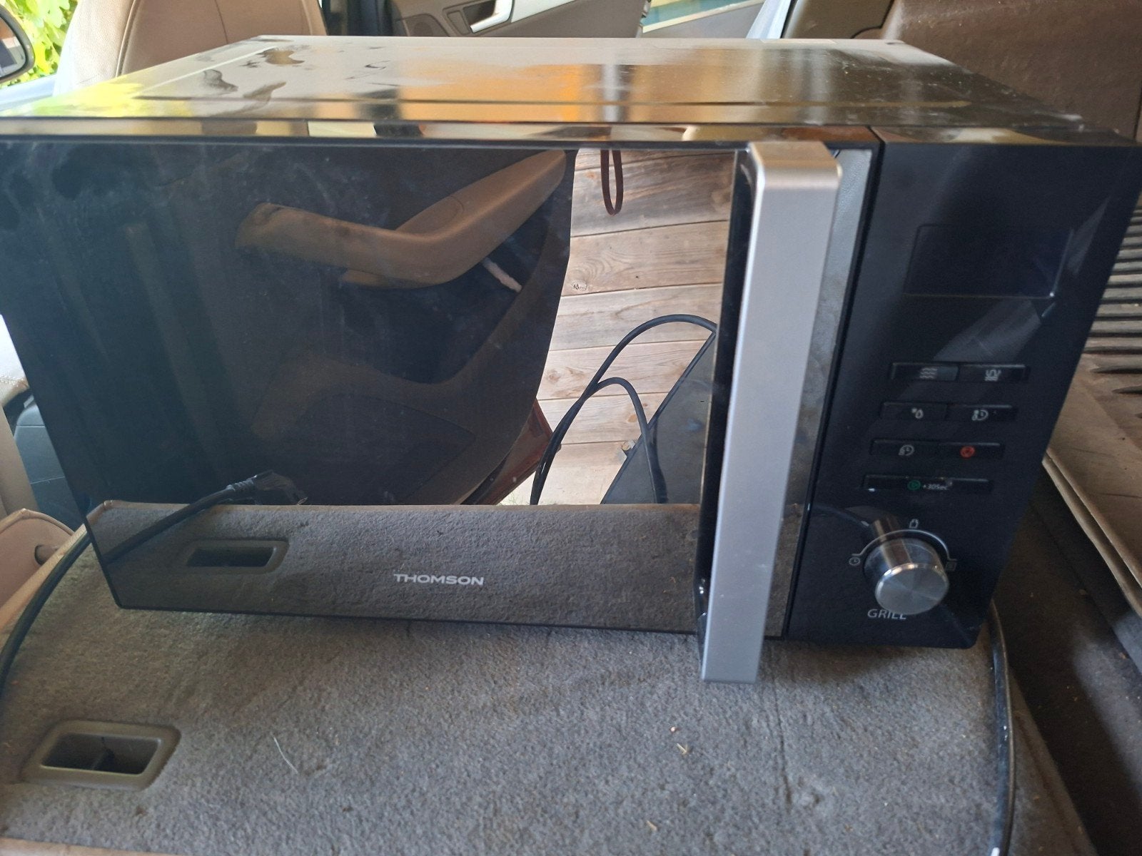 Microgolfoven  Thomson + grill, Enlèvement