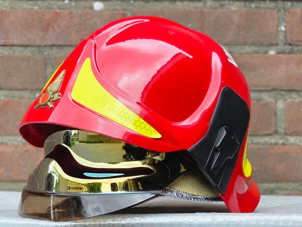 Brandweerhelm brandweer Italië Sicor casque pompier, Ophalen of Verzenden
